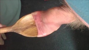 Two uses for a wooden spoon